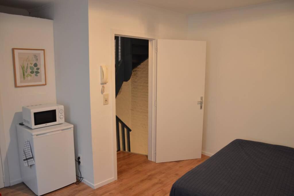 Апартаменты Nice Studio In Marolles Брюссель Экстерьер фото